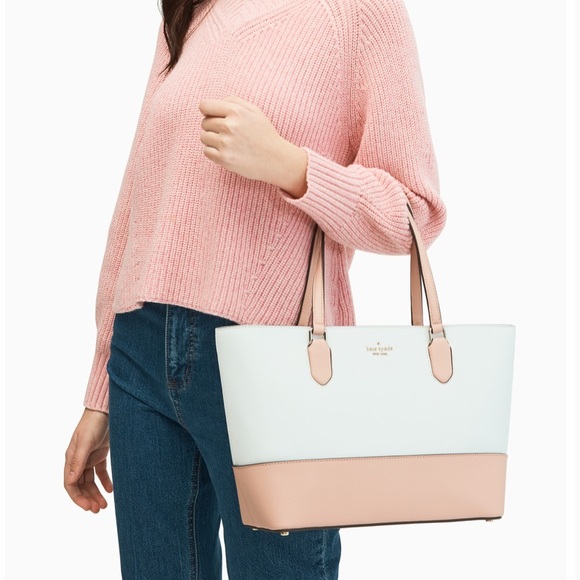 Kate spade NWT wristlet & tote set - Picture 6 of 8